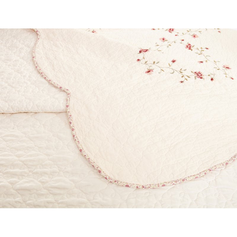 Burgundy Cotton Quilt for Full/Queen Bed - Better Homes & Gardens Hannalore