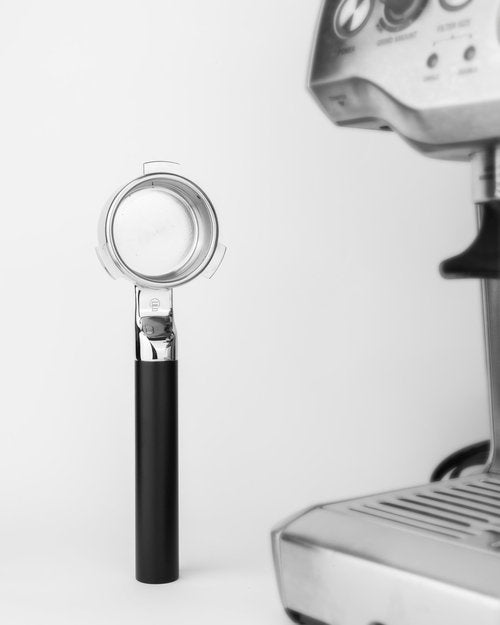 LILQ 54mm Bottomless Naked Lay Flat Portafilter Compatible with Breville Barista Express/Pro, Bambino, and More – Includes 18–20g Basket (Black Aluminum, 54mm Breville)