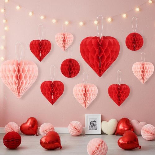 Heart Honeycomb Ball Valentine's Day Party Decoration 16Pcs Red Pink Heart Shaped Tissue Paper Pom Poms Valentine Hanging Decoration for Valentine's Day Engagement Wedding Bridal Shower Party Supplies