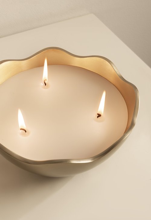 Kate and Laurel Alessia Scalloped Round Metal Candle Bowl, 8 Inch Diameter, Gold, Modern Three-Wick Unscented Candle with Decorative Bowl for Living Room Decor