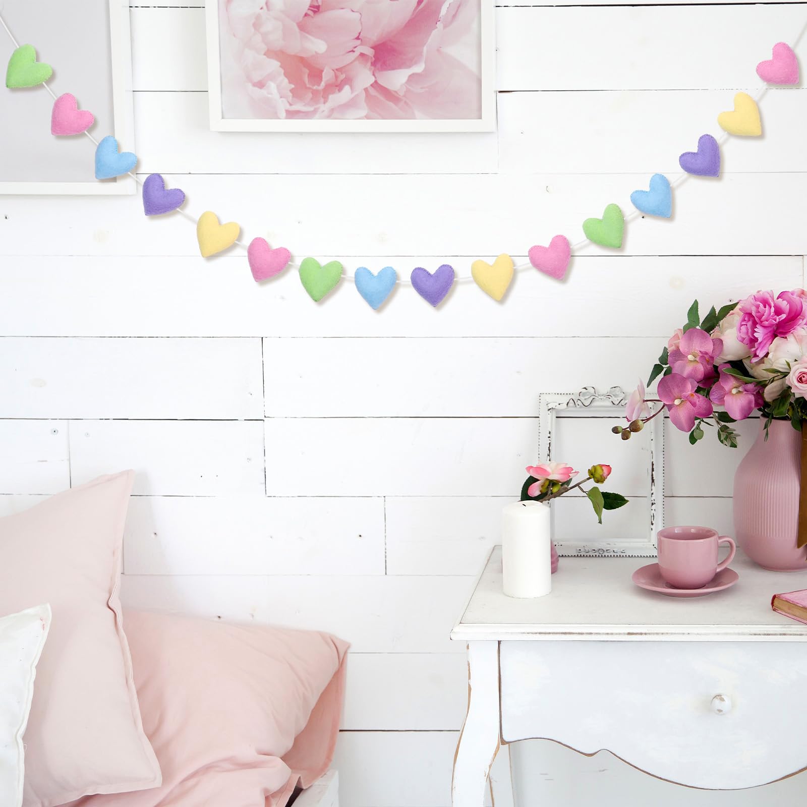 Whaline 8.2Ft Valentine's Day Heart Felt Garland Banner Pastel 3D Heart Garland Romantic Hanging Ornament for Wedding Anniversary Birthday Party Home Decor