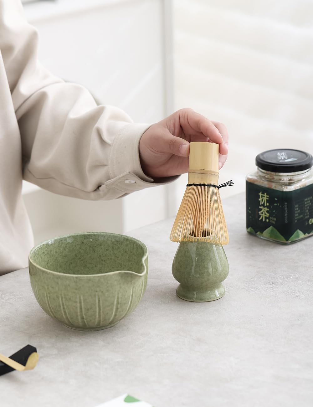 TANG PIN Matcha Set - 4pc Matcha Bowl, Whisk, Scoop & Stand | 15 OZ Mottled Green Tea Ceremony Kit