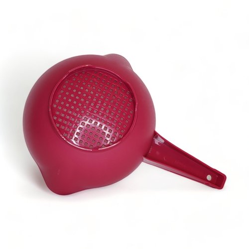 Tupperware 1 Quart Colander Strainer with Handle