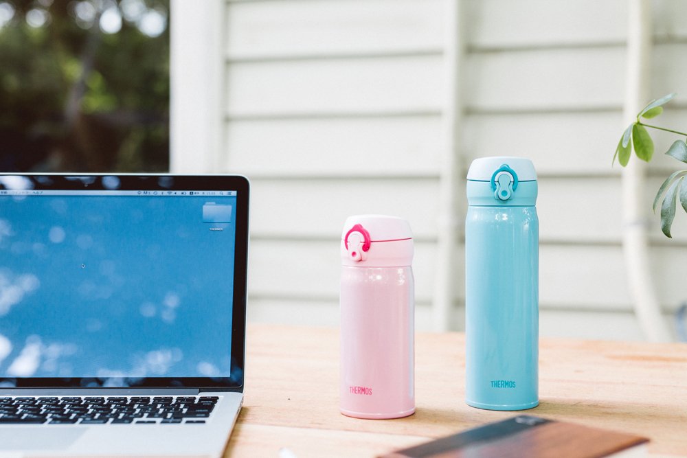 Thermos Flask Vacuum Insulated Carrying Mug [One-Touch Open Type] 0.5L Coral Pink JNL-502 CP