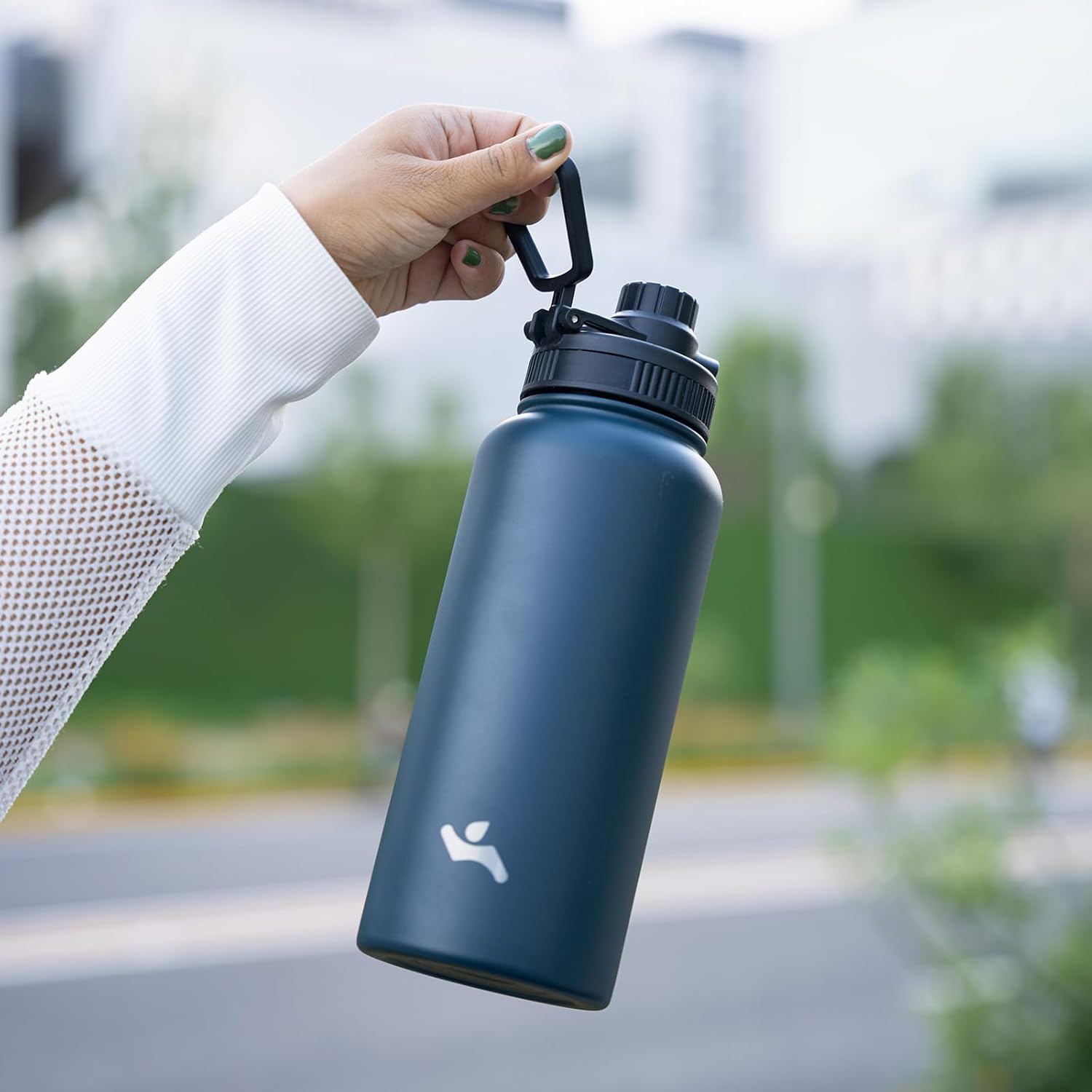 Skiennix Insulated Water Bottle - 24oz Stainless Steel Sport Bottle with 3 Lids | Navy Blue