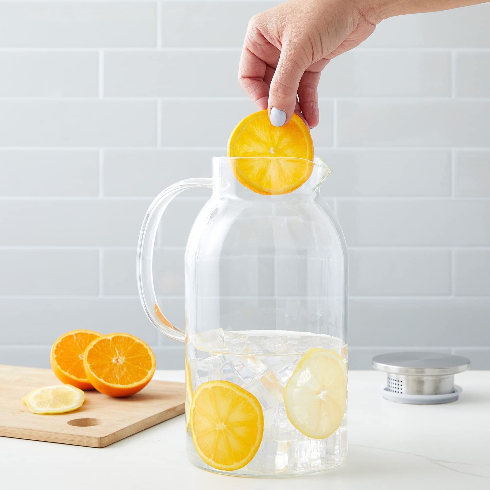 Okuna Outpost Glass Pitcher with Lid for Guests - 2.0-Liter (68 oz), Clear - Heat-Resistant Beverage Dispenser with Spout - Water & Iced Tea Pitcher - Kitchen & Refrigerator Organization