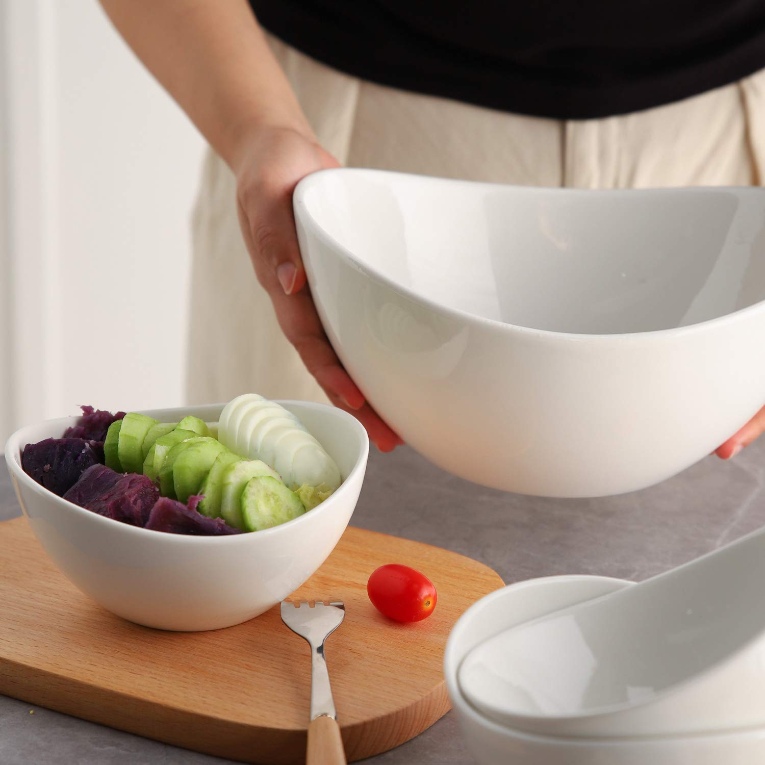 Samsle Porcelain Small Serving Bowls, 10 Ounce Dessert Bowls for Ice Cream Snacks Appetizer Candy Dishes, Dishwasher Safe Durable Ceramic White Bowl for Party, Set of 6