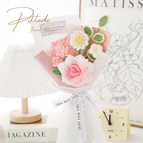 Piklado Handmade Crochet Rose Daisy as a Gift for Lover, Family,Friends. Crochet Bouquet, Crocheted Yarn Flowers, Artificial Flower Finished Bouquet