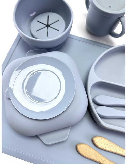 No-Mess Baby Feeding Set — Strong Suction Bowls + Soft Spoons (8-Piece) (Blue)