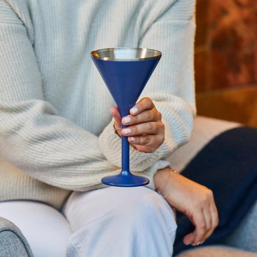 SNOWFOX’s Newport Collection, Premium Martini & Shaker Set, Vacuum Insulated 22 oz SNOWFOX Cocktail Shaker & 2 Newport Martini Glasses 8 oz Gift Box Set, Home Bar Accessories, Classic Design, Black