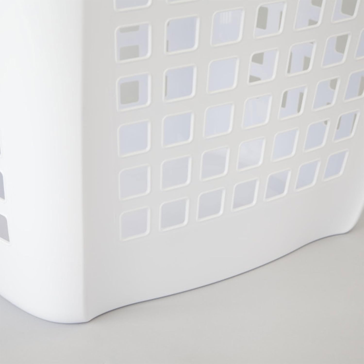 Sterilite Ultra Easy Carry Hamper - White with Titanium Inserts | 4-Pack for Convenient Laundry Storage