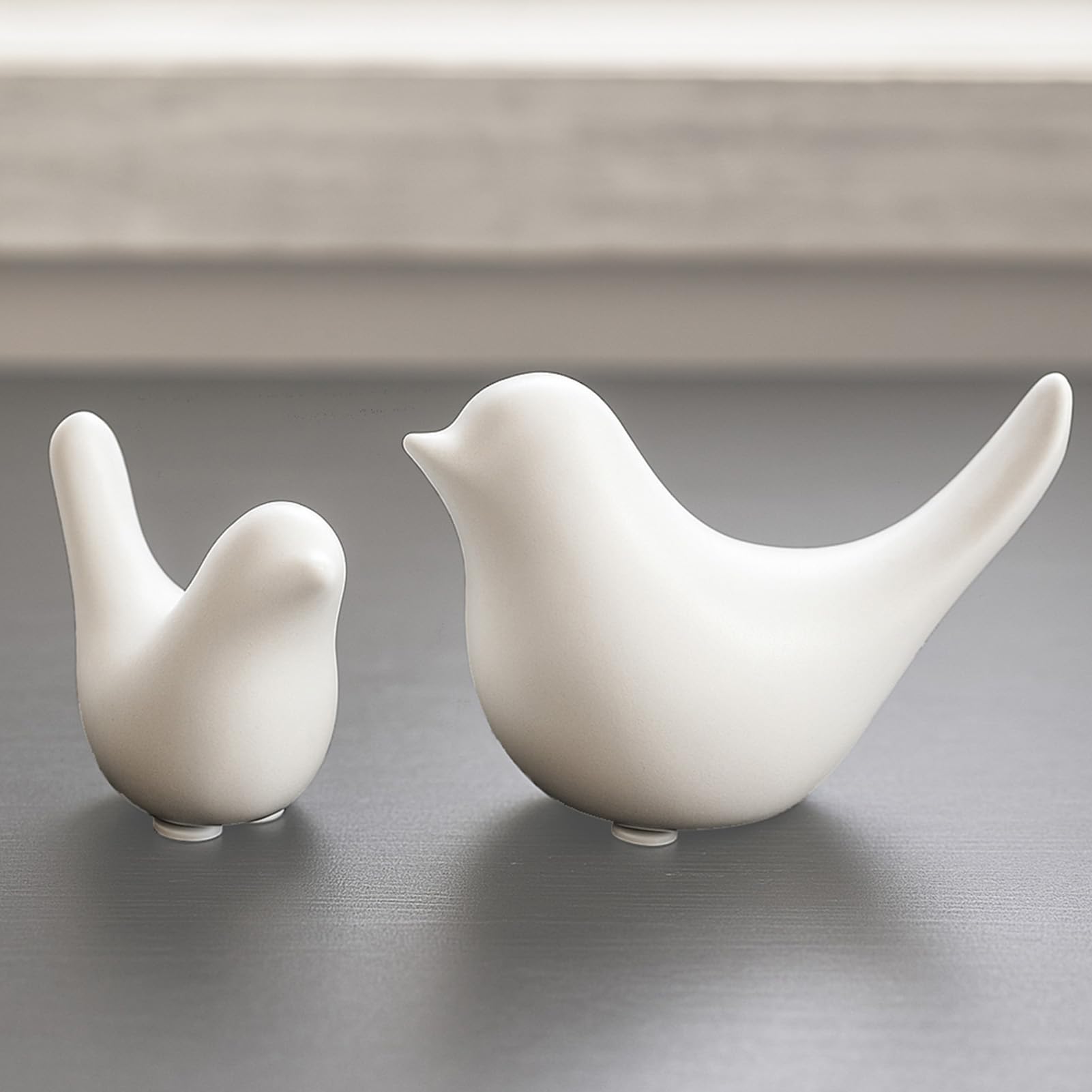 Notakia Small White Birds Statues Home Decor Modern Style Decorative Ornaments for Living Room Decor, Bedroom, Office Desktop, Cabinets (2Pcs White Birds)