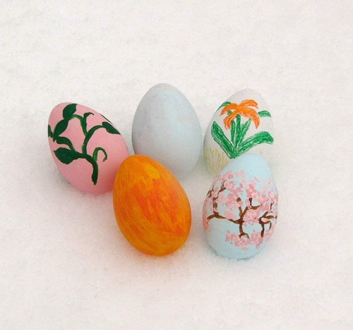 DIY Dyable Craft Eggs - 12 Plastic Decorating Eggs | No Cooking Required by Walmart