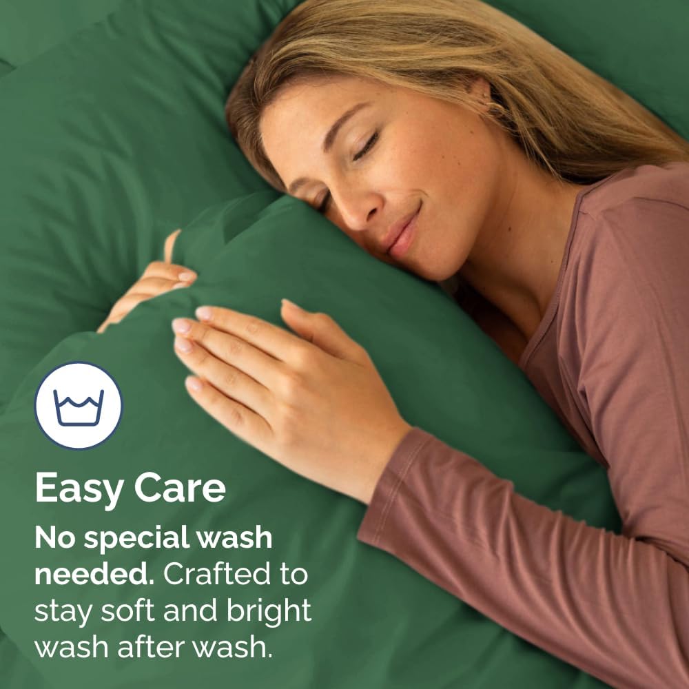 Skiennix Queen Pillow Cases Set of 4 - Ultra Soft Hotel Quality - Wrinkle Free & Fade Resistant - Emerald Green