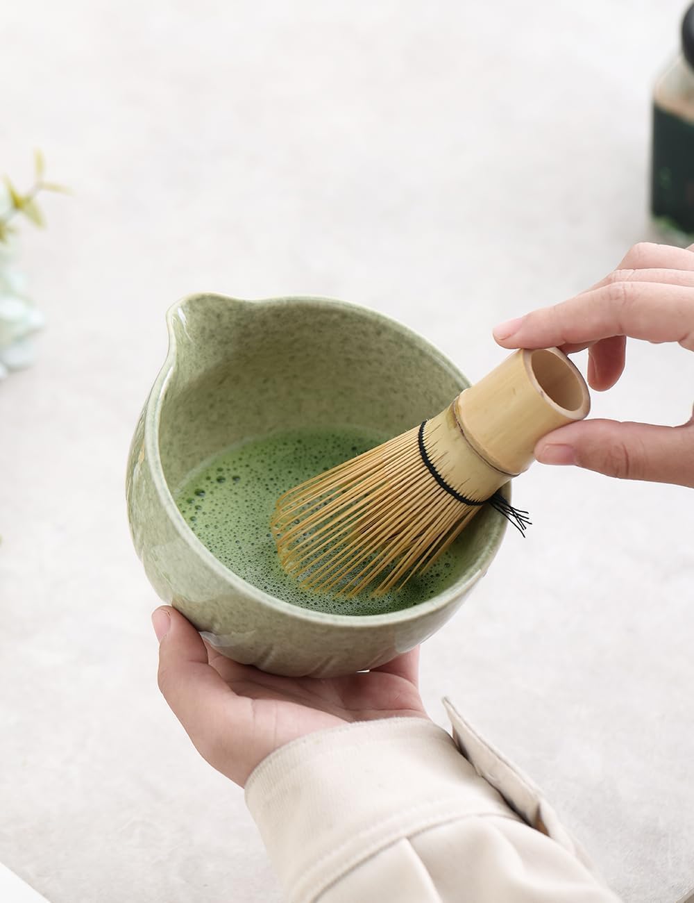 TANG PIN Matcha Set - 4pc Matcha Bowl, Whisk, Scoop & Stand | 15 OZ Mottled Green Tea Ceremony Kit