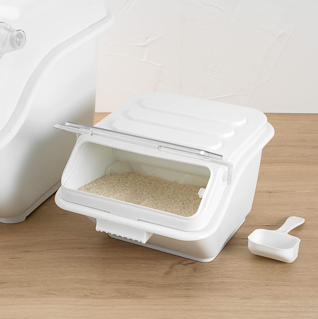 Restaurantware Met Lux 2.6 Gallon Ingredient Bin 1 With Lid Food Storage Bin - With Measuring Scoop Stackable White Plastic Commercial Flour Bin Easy Access For Kitchen Or Storage