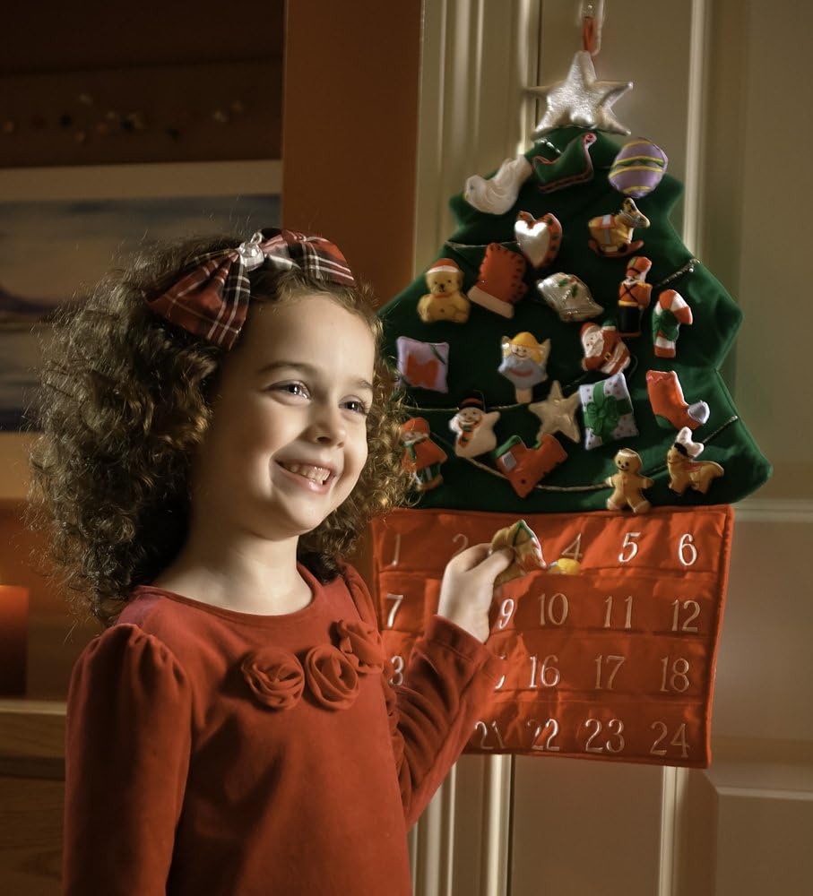 Vermont Christmas Company Advent Calendar - Fabric Christmas Tree Design | Countdown to Christmas