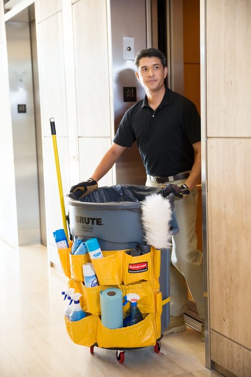 Rubbermaid Commercial Products Supply Organizing Caddy for Brute Trash Cans Yellow Tool Organizer Storage for Spray Bottles/Paper Towels/Gloves/Scrub Brush 1 Count