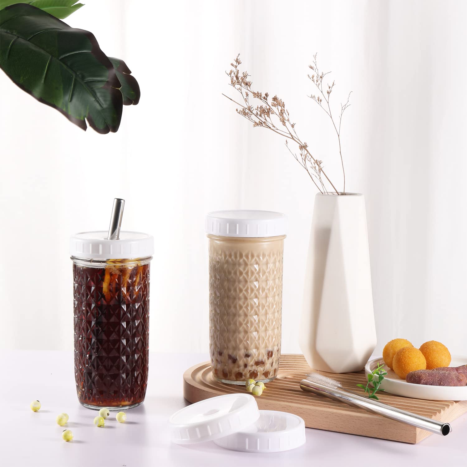ASANMEYO 2 Pcs 24oz Glass Cups Set, Mason Jar Drinking Glasses with Lids and Straws & 2 Airtight Lids, Cute Reusable Smoothie cups, Iced Coffee Cups, Travel Tumbler for Bubble Tea, Juice, Gift