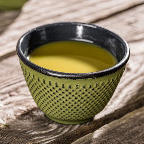 Restaurantware Tetsubin 4 Ounce Tea Cups 2 Hobnail Traditional Japanese Tea Cups - Enamel Coated Corrosion-Resistant Green Cast Iron Small Tea Cups Crack-Resistant Rust-Resistant