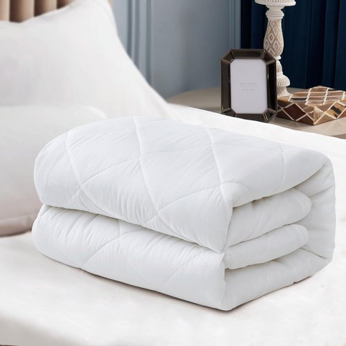 EIUE Quilted Mattress Pad - Breathable Elastic Fitted Topper Protector | Lightweight & Machine Washable, Queen (60x80 in), White