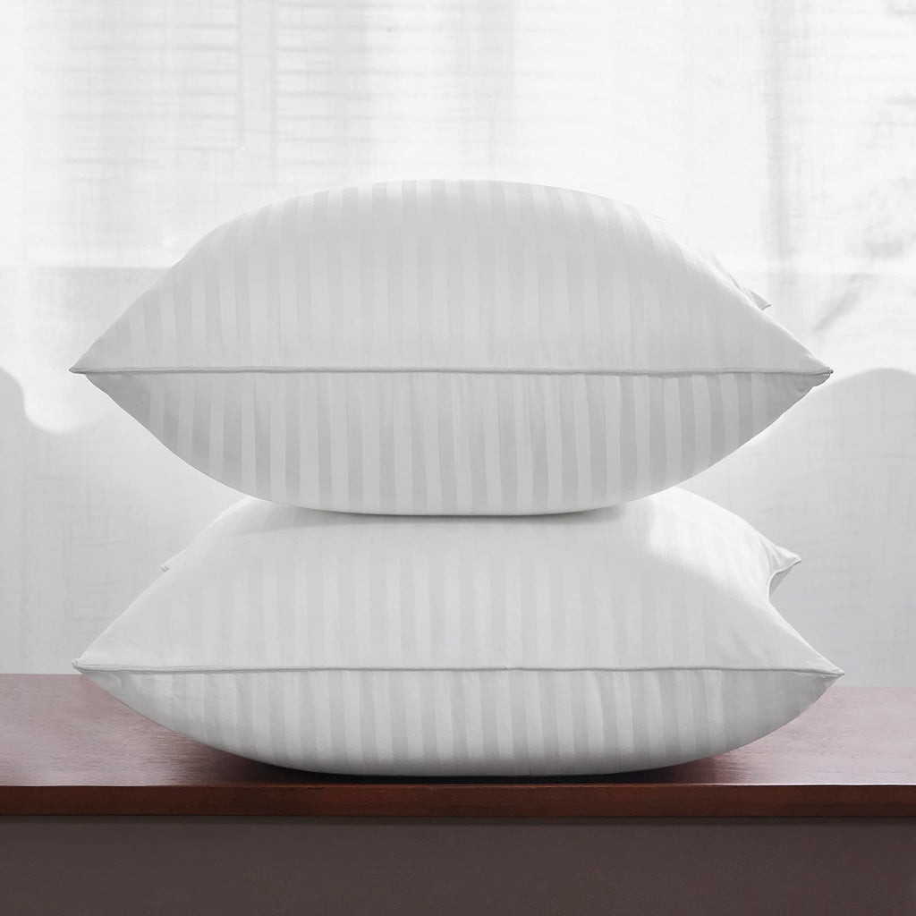 Oubonun 18 x 18 Throw Pillow Inserts, Firm and Fluffy Decorative Square Pillows for Couch Bed Sofa with Soft Cotton Cover White Cushion with Down Alternative Pack of 4