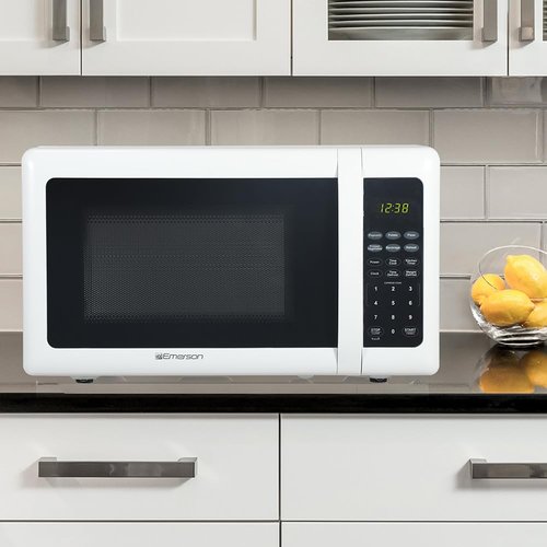 Emerson MW7302W Compact Countertop Microwave Oven with Touch Control, LED Display, 700W, 10 Power Levels, 6 Auto Menus, Glass Turntable and Child Safe Lock, 0.7 Cu., Ft. White