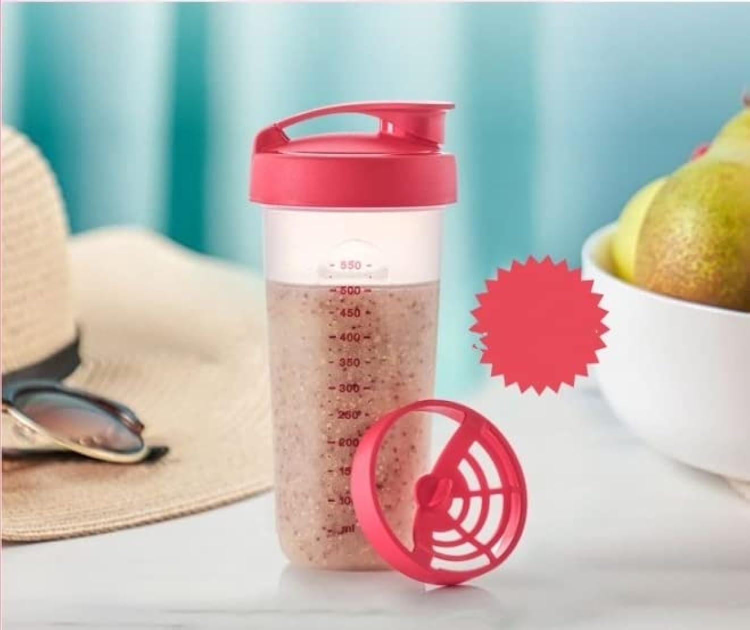 Tupperware quick shake gen 2 red and white - 680 ml capacity