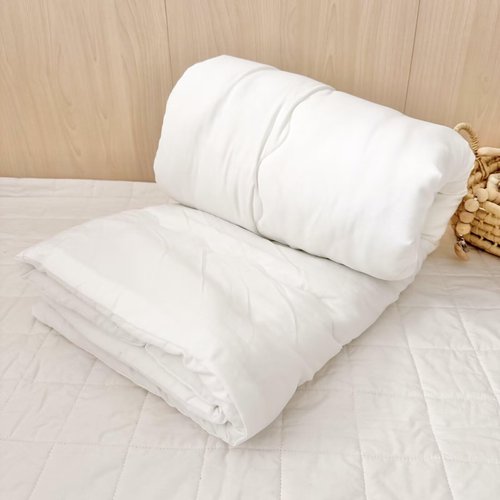 BuLuTu Cotton Microfiber Down Alternative Comforter White, Toddler Size Duvet Insert, Soft Fluffy Bedding Comforter for Kids Boys Girls, 47x59 Inch, Light Weight Comforter, 1.2 Pounds