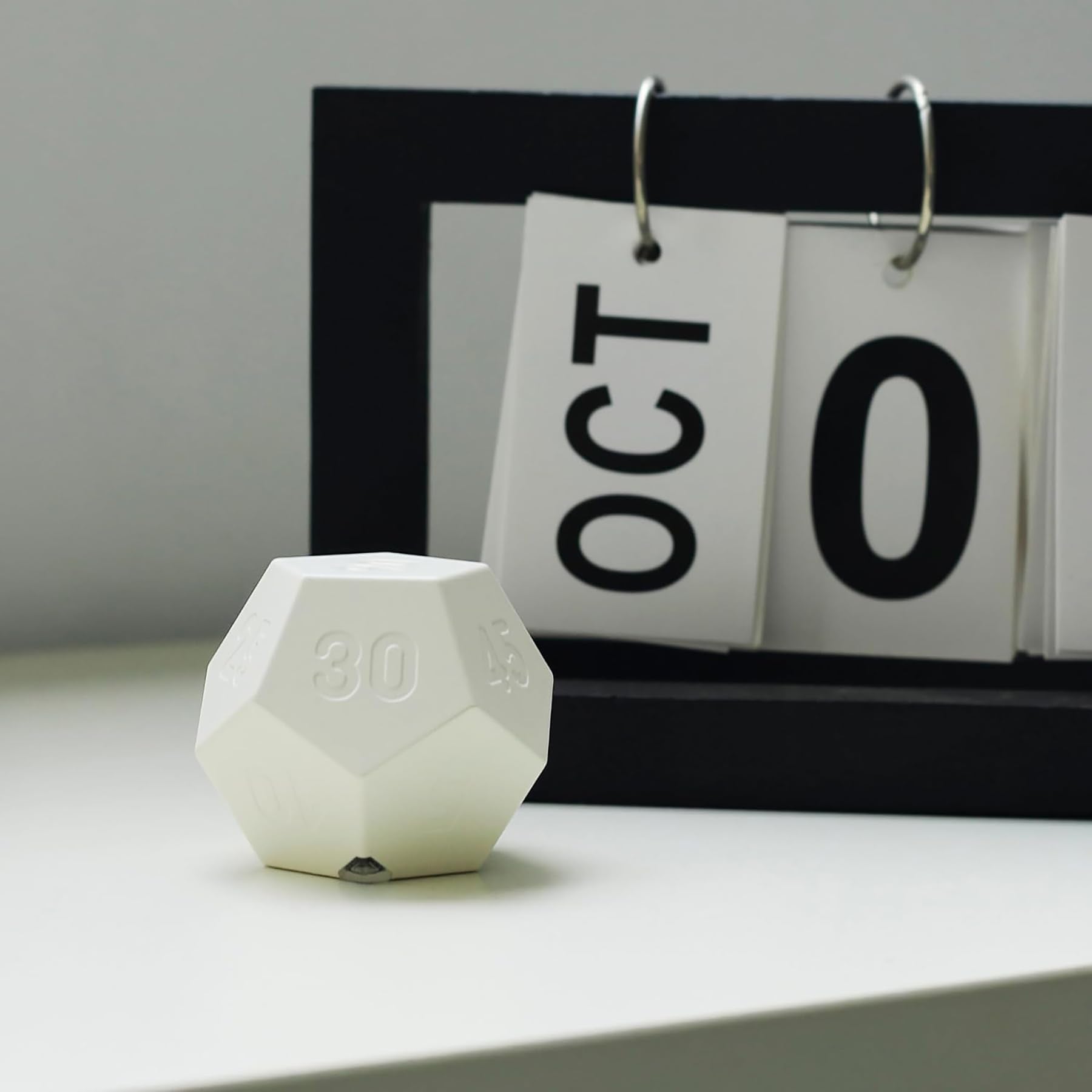 BEBESIRI Mini 12 Sided Cube Timer, 11 Preset Times Pomodoro Timer for Enhanced Productivity. Ideal for ADHD Management, Workout, Study & Kitchen Cooking. Easy to Use（White）