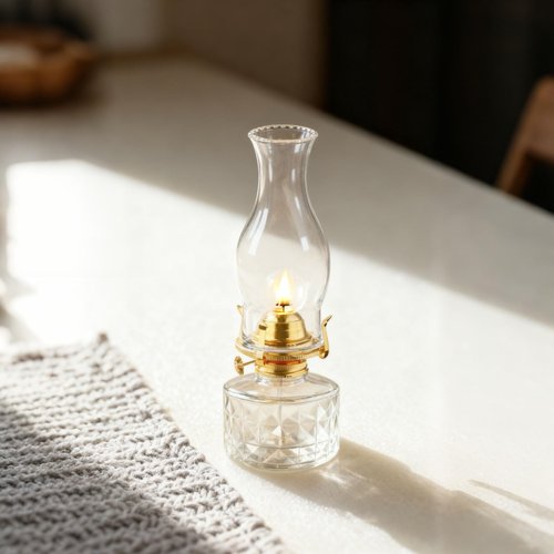 3 x 8.5Inch Clear Glass Lamp Chimney for Vintage and Antique Style Fixture Replacement Globes & Shades, Handblown Clear Glass Chimney Lamp Shade for Oil Lamps Wall Lamps Home Decor(Vase Opening)