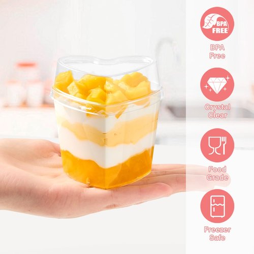 Qeirudu 50 Pack 5 oz Heart Shaped Dessert Cups with Lids and Spoons, Mini Plastic Parfait Cups Valentine's Day Shooter Cups for Appetizer Mousse Pudding