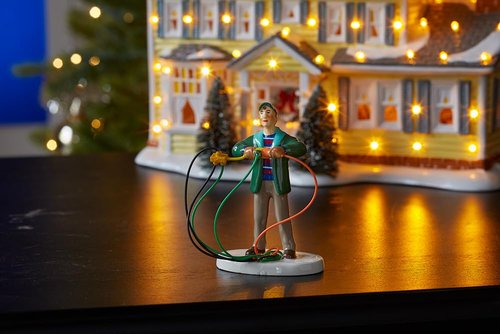 Department 56 Snow Village National Lampoon's Christmas Vacation Accessories Fire it Up Dad Figurine, 1.38 Inch, Multicolor