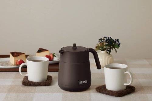 Thermos TTE-700 BW Vacuum Insulated Teapot with Strainer 23.7 fl oz (700 ml), Brown