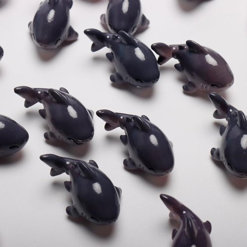 Exasinine Miniature Shark DIY Decoration Kit - 30 Pcs Resin Fish Tank Accessories for Fairy Garden & Terrarium (Gray)