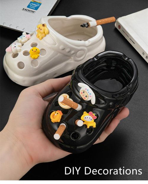 Perforated Shoe Ceramic Cigarette Ashtray ，Ceramic Desktop Ash Holder 4.5 Inch Cute Ashtray for Smokers,Smoking Ash Tray for Home Office Decoration