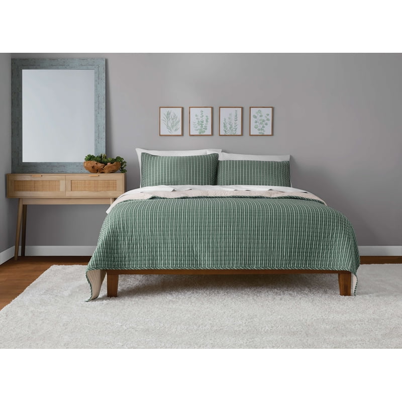 Cotton-Rich Jersey Quilt King Reversible Green Stripe Bedding