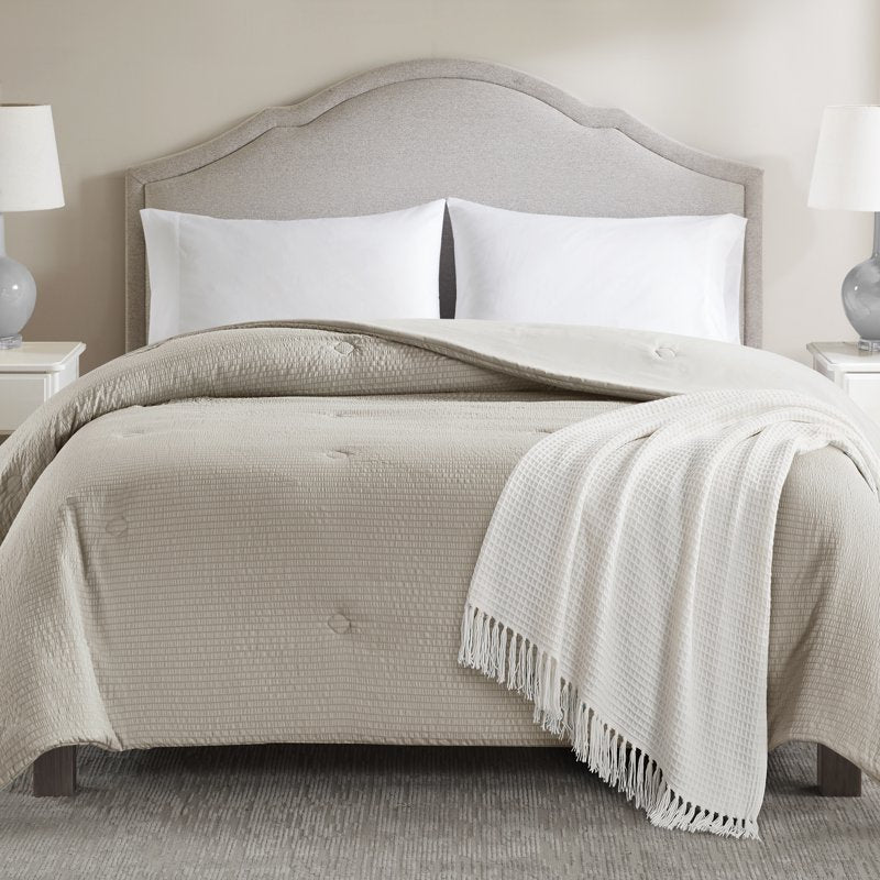 Full/Queen Seersucker Comforter - Beige All-Season Reversible Bedding