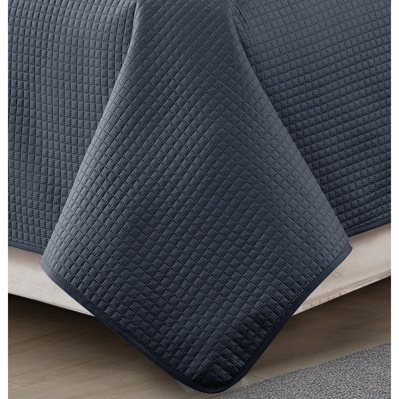 Harper Lane Carter Box Stitch 3-Piece Quilt Set Twin/Twin-XL Charcoal