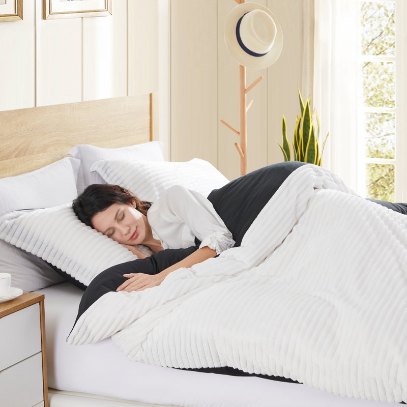 King Reversible Duvet Cover Set with 2 Pillow Shams - White & Black Microfiber Plush
