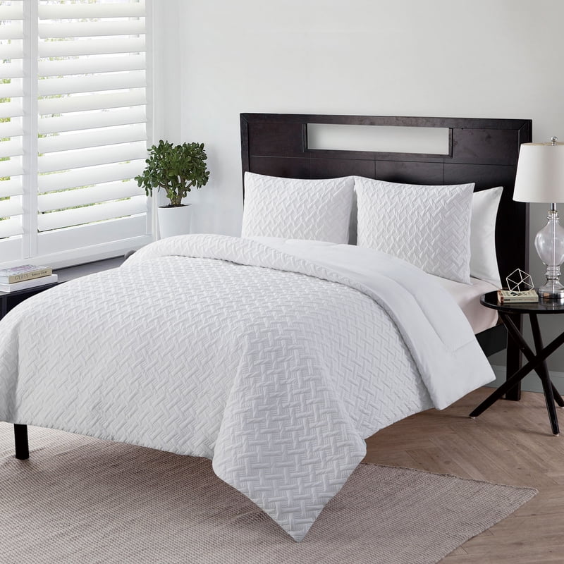 Full/Queen Geometric Comforter Set - Microfiber Bedding, White