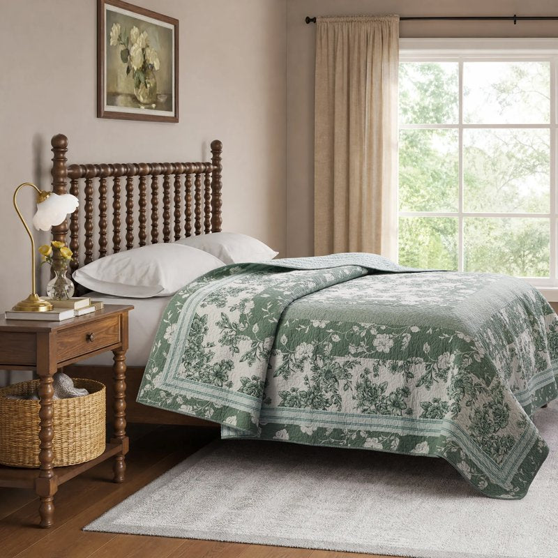 The Pioneer Woman Avery Green River Cotton Patchwork Quilt - King, Green