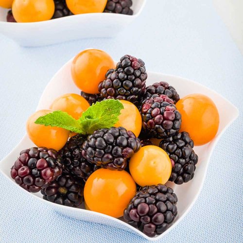 Restaurantware 3.3 x 3.3 x 1.4 Inch Dessert Plates 100 Small Cocktail Plates - Square Wavy Edges White Plastic Disposable Appetizer Plates Holds Entrees For Wedding Or Birthday Parties