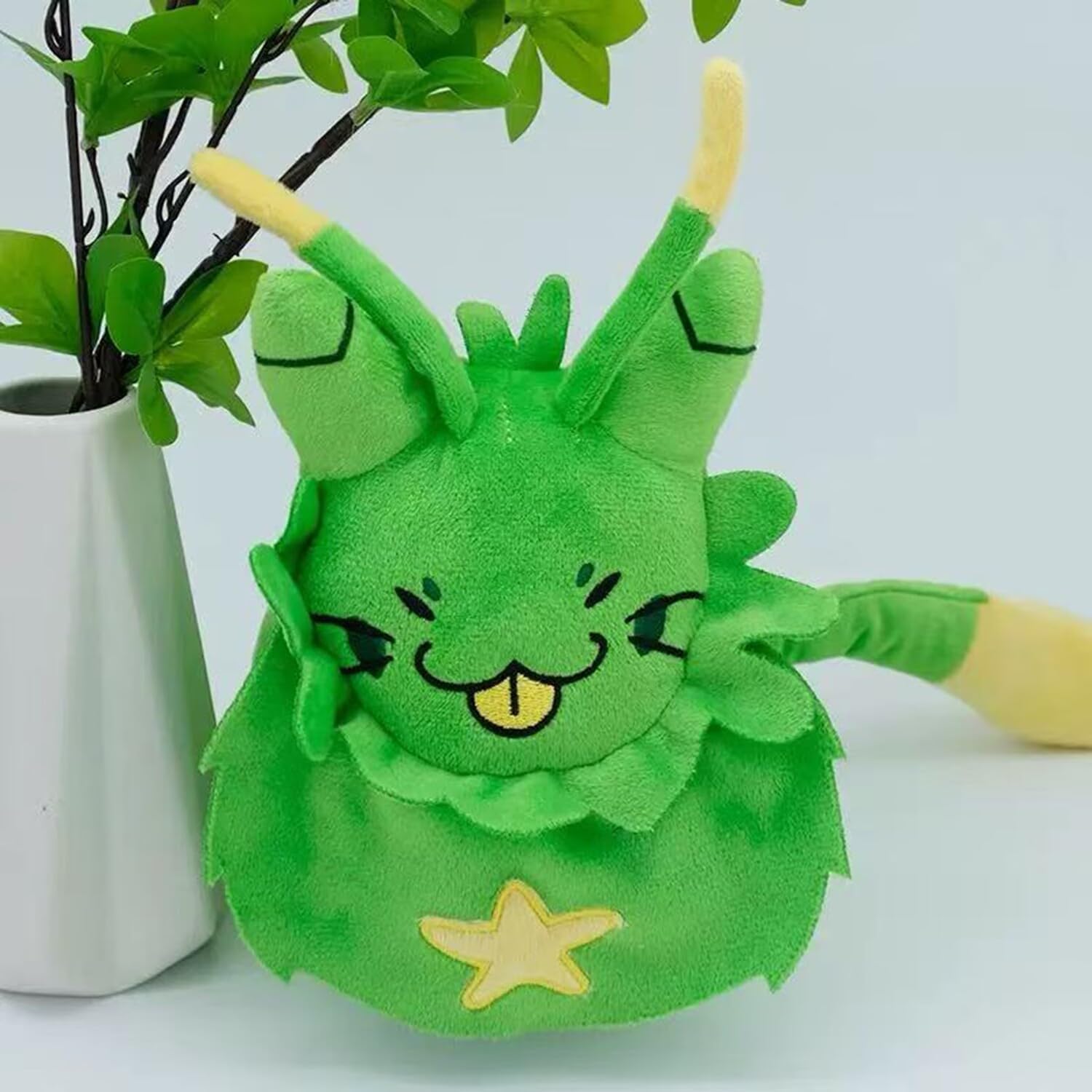 Regine Switzerland Gnarpy Plush | Adorable Gnarph Alien Cat Toy - Perfect Gift for Fans (Green)