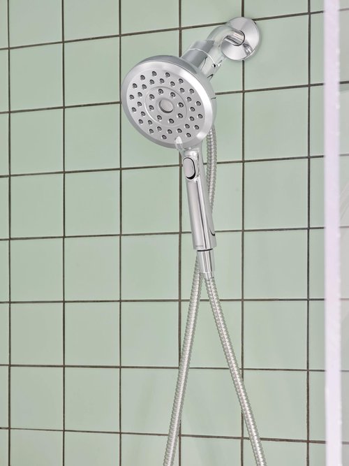 Moen Verso Handshower, Detachable Round Shower Head with Magnetix Docking System, 60" Hose, Chrome, 220H2