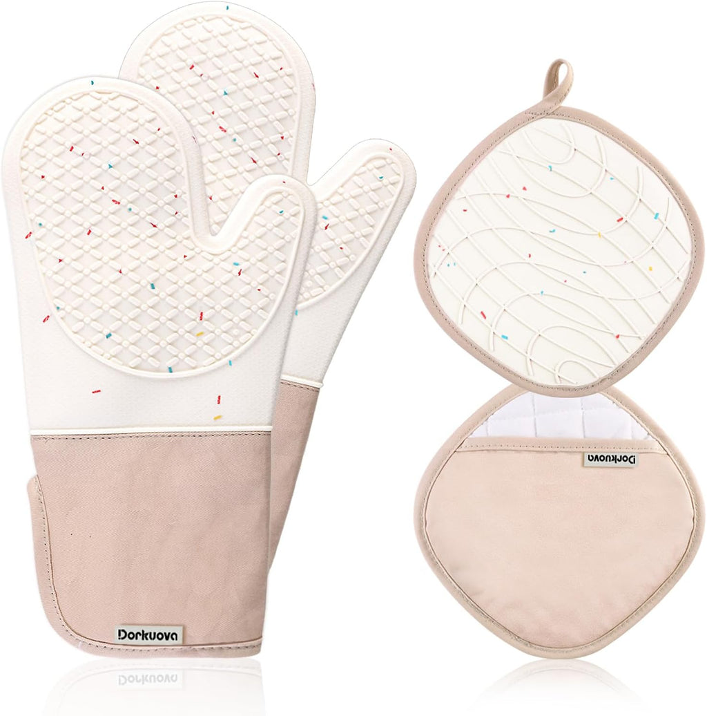 Skiennix Oven Mitts - Cute & Heat Resistant Up to 500°F - Washable Silicone Cooking Gloves (Cream)