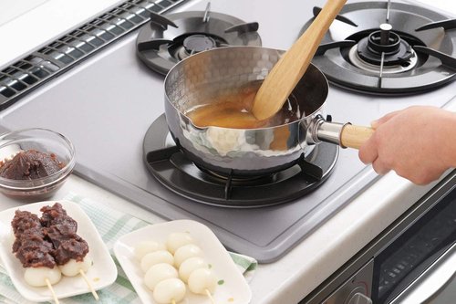 Japanese Stainless Steel Yukihira Saucepans 20cm Cooking Pot, 2.2 Quart, Made in Japan, 2-Pack