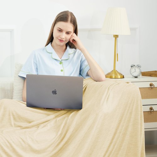 HYLEORY Cooling Blankets for Hot Sleepers, Cool Summer Blanket Keep Body Cool for Night Sweats Double Sided Lightweight Breathable Blanket for Bed Couch Sofa, Twin (60"x80"), Beige