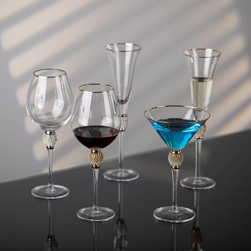 4 Piece Elegant Crystal Set Wedding Champagne Glasses with Diamond Rhinestone Accents and a Polished Gold Rim - 11 in Tall with Slender Long Stems, 7 oz - Chic Toasting Set for the Bride and Groom