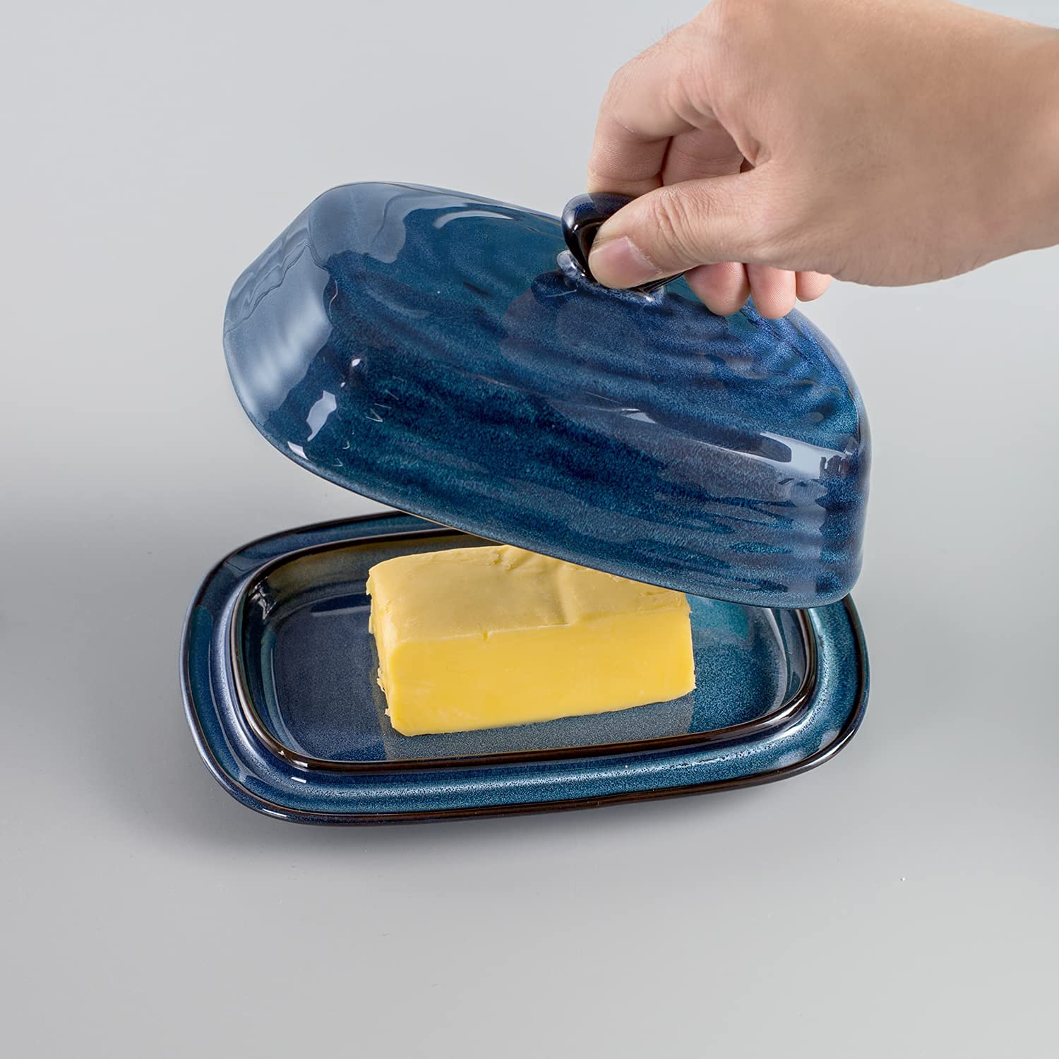Tikooere Butter Dish with Lid, Ceramic Butter Keeper Holder with Cover and Handle for Countertop, Porcelain Butter Container for East West Coast Butter, Butter Tray for Kitchen Gift, Blue